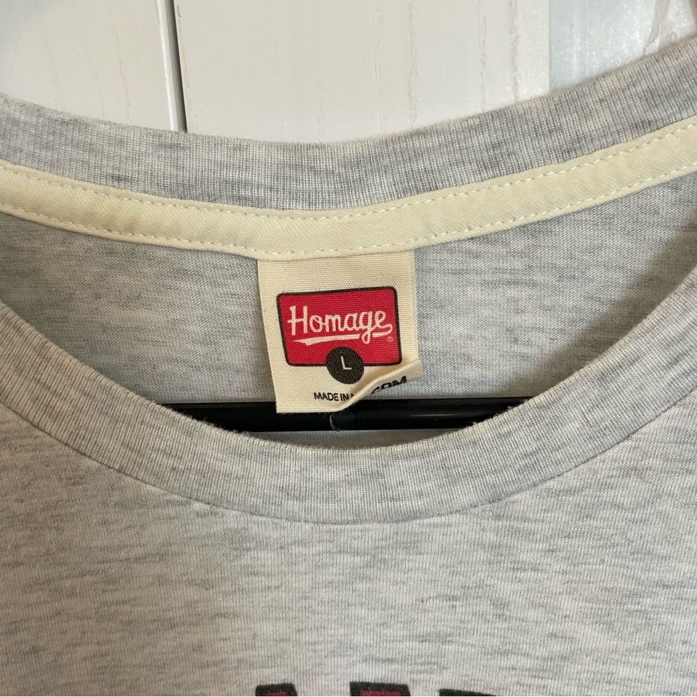 Homage Tampa Bay Buccaneers T shirt - Picture 3 of 5